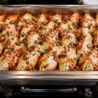 STUFFED SHELLS PASTA - CO (10 PERSON MIN)